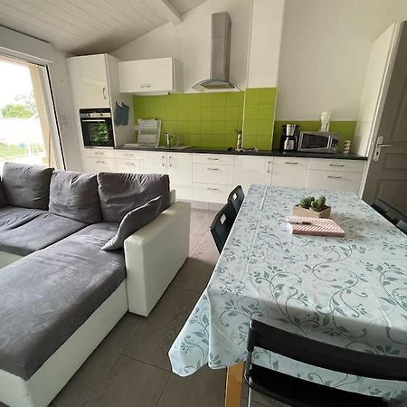 Les Lys De Rosie - Maison Familiale De Plain Pied Campagne Boisset-les-Montrond Ngoại thất bức ảnh